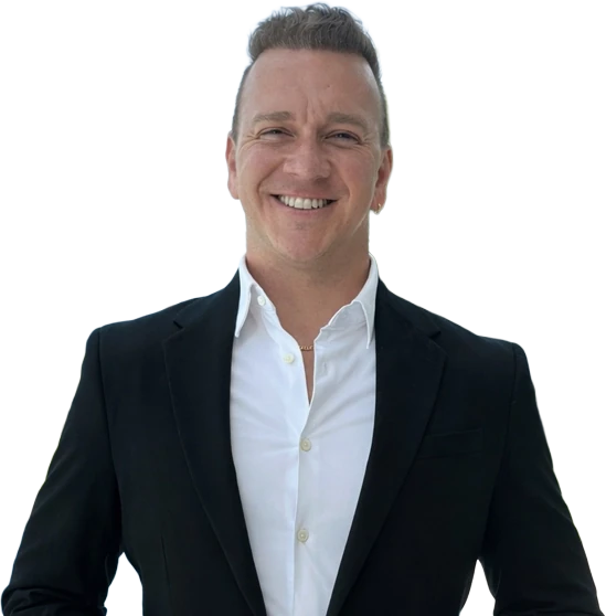 Óscar Alejandro Pérez Martínez, asesor inmobiliario de Santana Sales Group en Miami