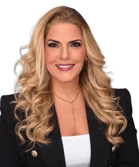 Gabriela Profeta Damiano, asesora inmobiliaria de Santana Sales Group en Miami